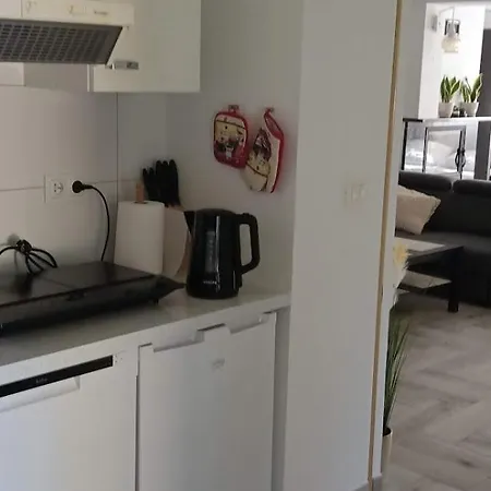 Nad Jeziorem Habitación en casa particular