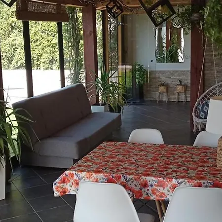 Nad Jeziorem Maniowy